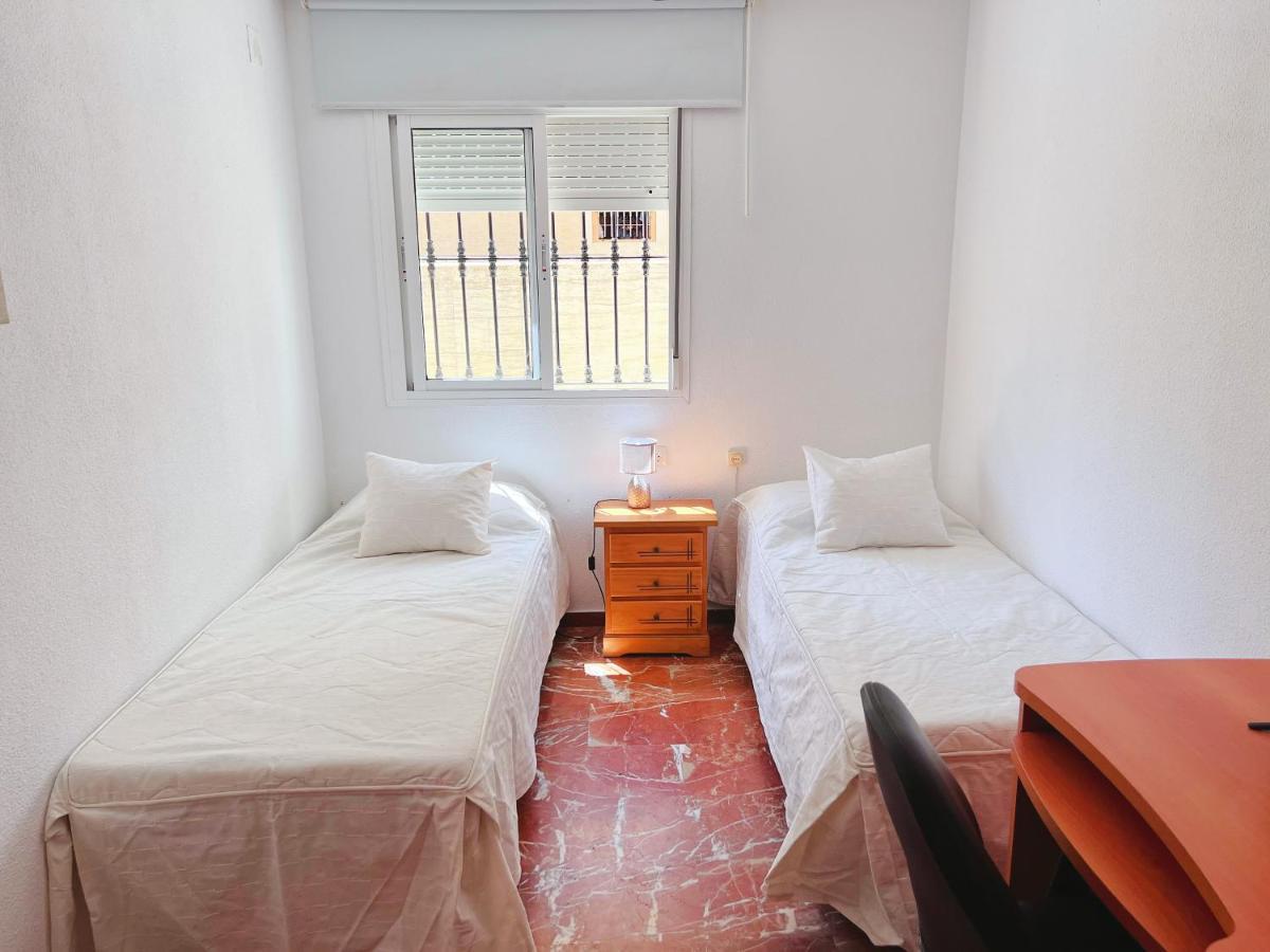 3 Habitacion Centro Huelva Bagian luar foto